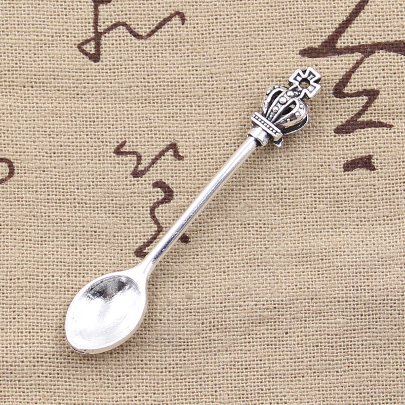 Vintage Collectible Spoons - 8 sztuk Charms łyżka kuchenna korona