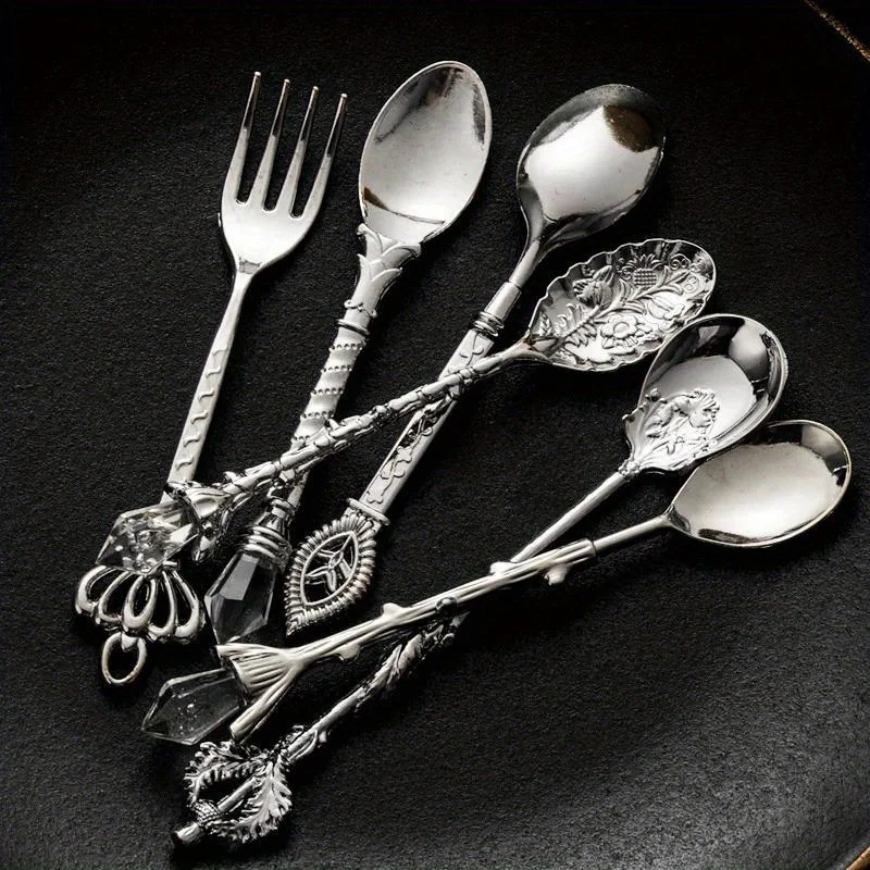 6 szt. Złote, rzeźbione łyżecz – Vintage Collectible Spoons recenzja i cena